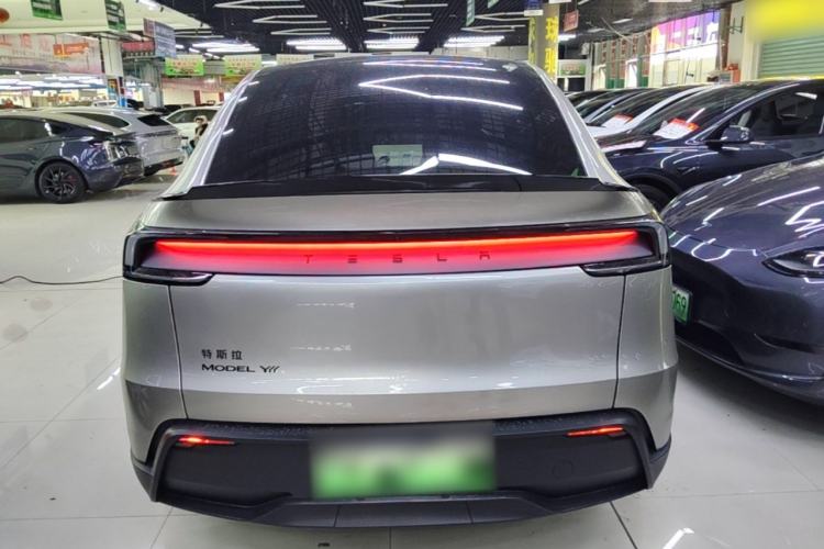 Used Tesla Model Y L 2025 Model Long-Range All-Wheel-Drive Version Rear
