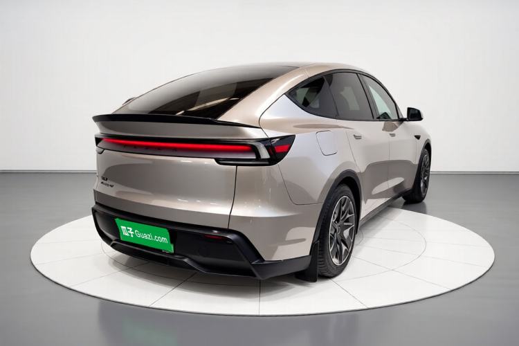 Used Tesla Model Y L 2025 Model Long-Range All-Wheel-Drive Version Rear Right 45 Deg