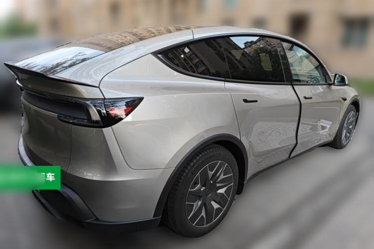 Used Tesla Model Y L 2025 Model Long-Range All-Wheel-Drive Version Rear Right 45 Deg