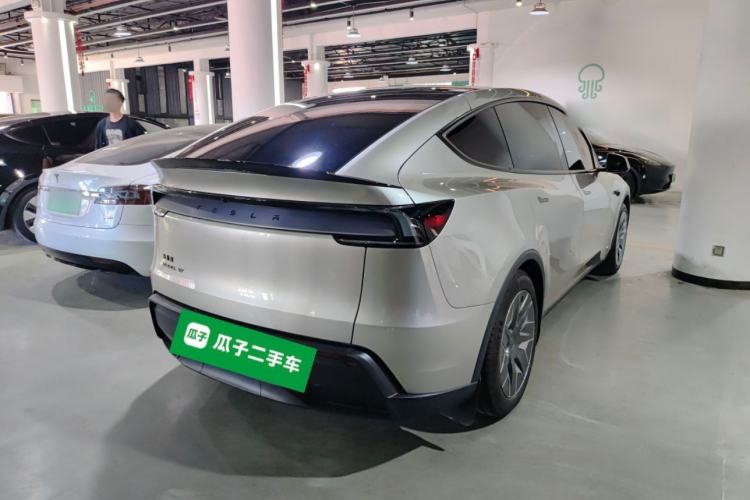 Used Tesla Model Y L 2025 Model Long-Range All-Wheel-Drive Version Rear Right 45 Deg