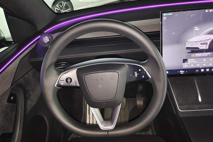 Used Tesla Model Y L 2025 Model Long-Range All-Wheel-Drive Version Steering Wheel
