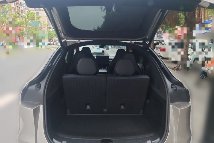 Used Tesla Model Y L 2025 Model Long-Range All-Wheel-Drive Version Trunk