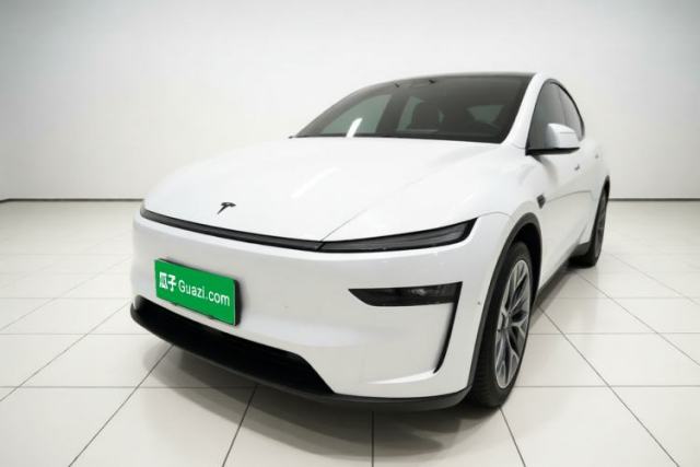 Used Tesla Model Y L 2025 Model Long-Range All-Wheel-Drive Version