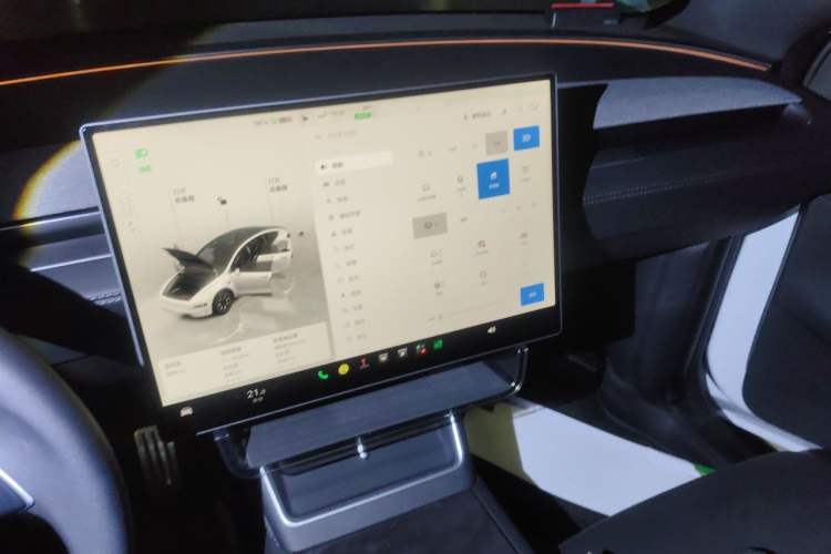 Used Tesla Model Y L 2025 Model Long-Range All-Wheel-Drive Version Audio And AC Panel