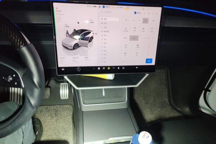 Used Tesla Model Y L 2025 Model Long-Range All-Wheel-Drive Version Audio And AC Panel