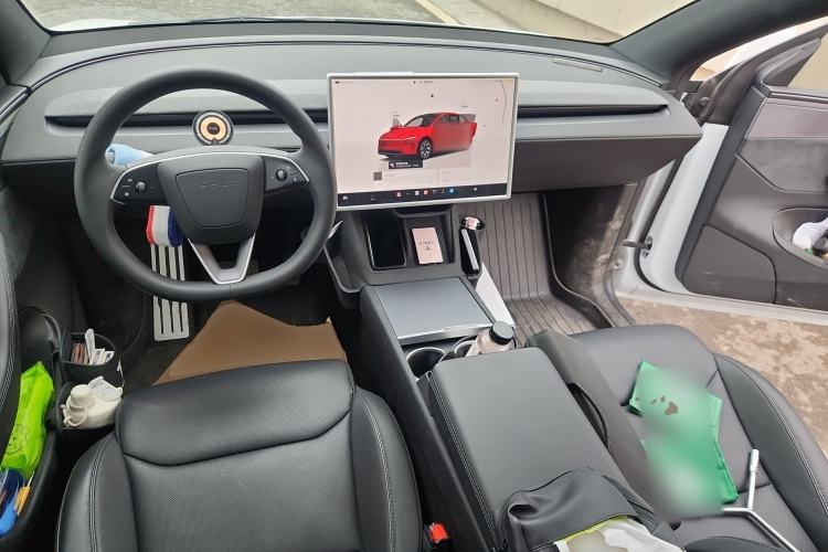 Used Tesla Model Y L 2025 Model Long-Range All-Wheel-Drive Version
