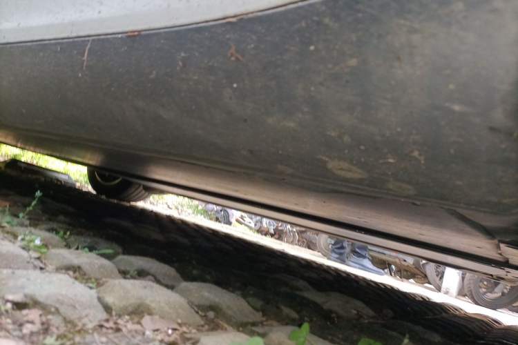 Used Tesla Model Y L 2025 Model Long-Range All-Wheel-Drive Version Chassis Front Right