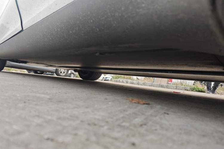 Used Tesla Model Y L 2025 Model Long-Range All-Wheel-Drive Version Chassis Rear Left