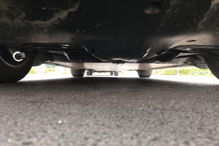 Used Tesla Model Y L 2025 Model Long-Range All-Wheel-Drive Version Chassis Rear