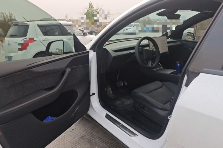 Used Tesla Model Y L 2025 Model Long-Range All-Wheel-Drive Version Driver Seat