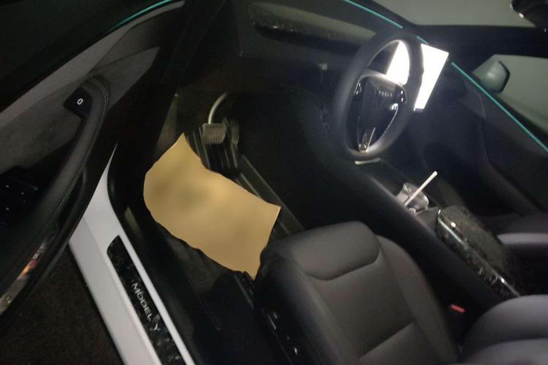 Used Tesla Model Y L 2025 Model Long-Range All-Wheel-Drive Version Driver Seat