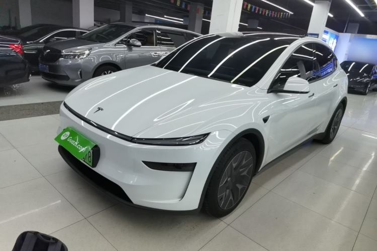 Tesla Model Y L 2025 Model Long-Range All-Wheel-Drive Version