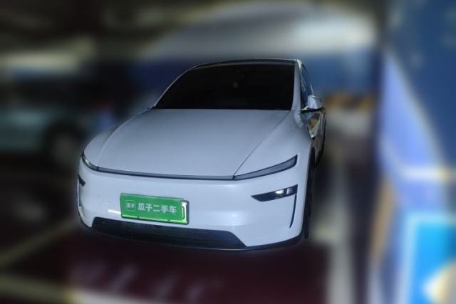 Used Tesla Model Y L 2025 Model Long-Range All-Wheel-Drive Version
