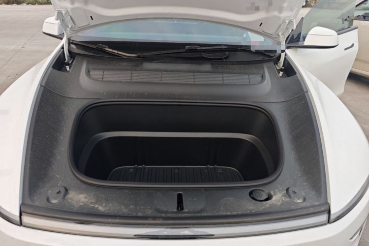 Used Tesla Model Y L 2025 Model Long-Range All-Wheel-Drive Version Engine Bay
