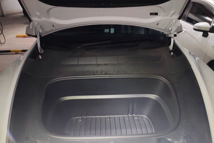 Used Tesla Model Y L 2025 Model Long-Range All-Wheel-Drive Version Engine Bay