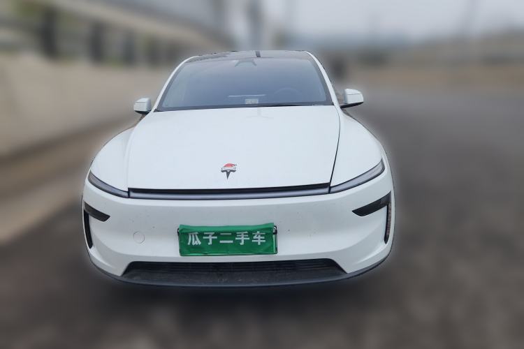 Used Tesla Model Y L 2025 Model Long-Range All-Wheel-Drive Version
