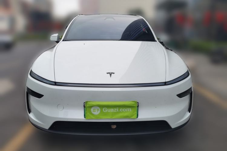 Used Tesla Model Y L 2025 Model Long-Range All-Wheel-Drive Version Front
