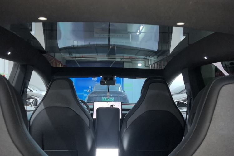 Used Tesla Model Y L 2025 Model Long-Range All-Wheel-Drive Version Headliner