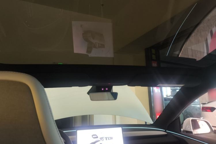 Used Tesla Model Y L 2025 Model Long-Range All-Wheel-Drive Version Headliner