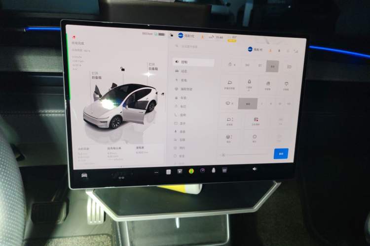 Used Tesla Model Y L 2025 Model Long-Range All-Wheel-Drive Version Instrument Cluster