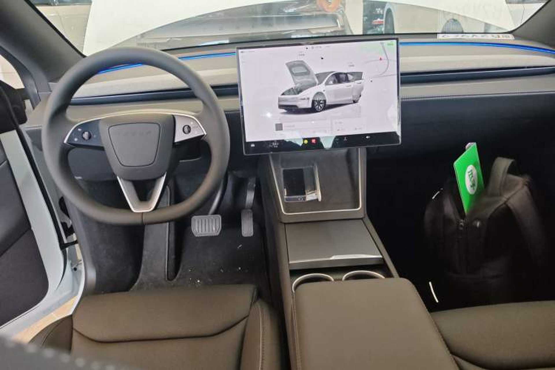 Used Tesla Model Y L 2025 Model Long-Range All-Wheel-Drive Version Interior 2