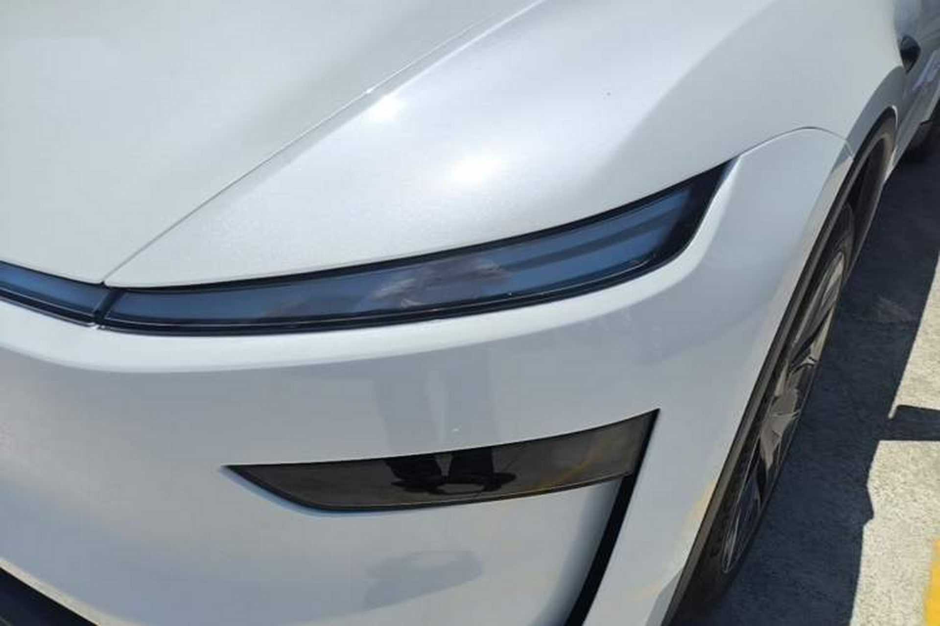 Used Tesla Model Y L 2025 Model Long-Range All-Wheel-Drive Version Left Front Headlight