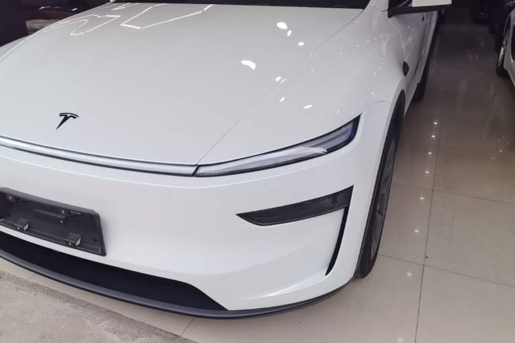 Used Tesla Model Y L 2025 Model Long-Range All-Wheel-Drive Version Left Front Headlight