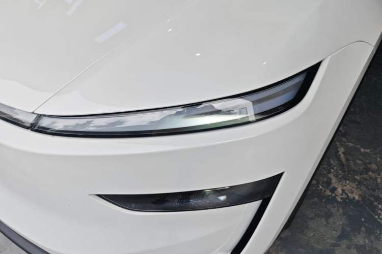 Used Tesla Model Y L 2025 Model Long-Range All-Wheel-Drive Version Left Front Headlight