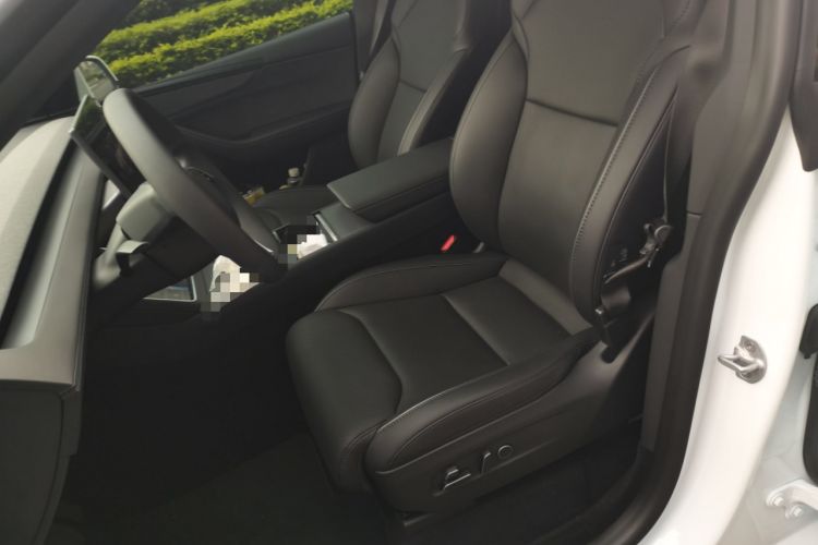 Used Tesla Model Y L 2025 Model Long-Range All-Wheel-Drive Version Left Front Seat