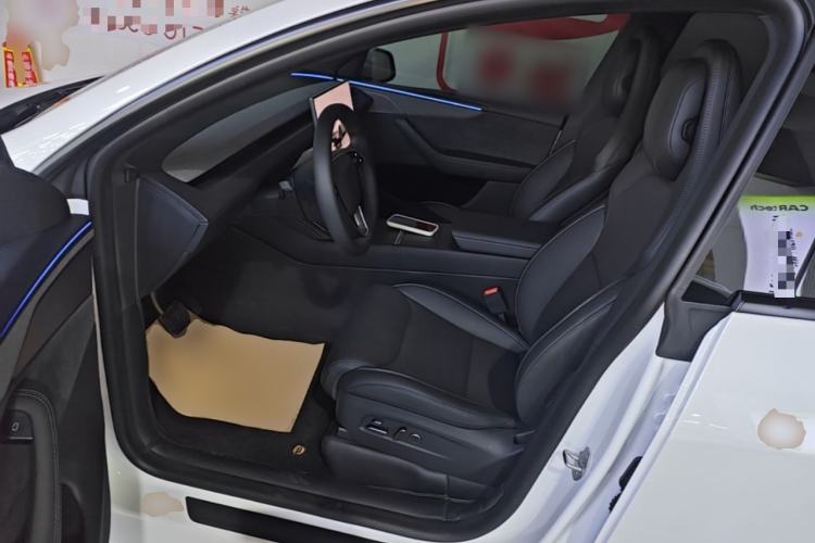 Used Tesla Model Y L 2025 Model Long-Range All-Wheel-Drive Version Left Front Seat