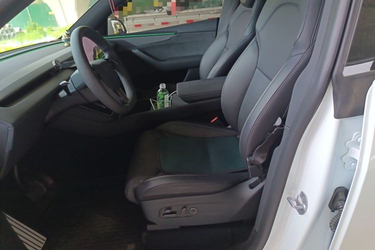 Used Tesla Model Y L 2025 Model Long-Range All-Wheel-Drive Version Left Front Seat