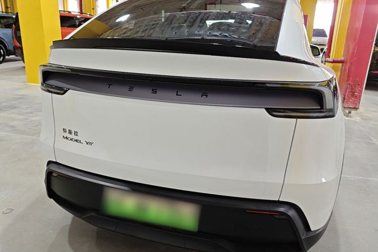 Used Tesla Model Y L 2025 Model Long-Range All-Wheel-Drive Version Rear