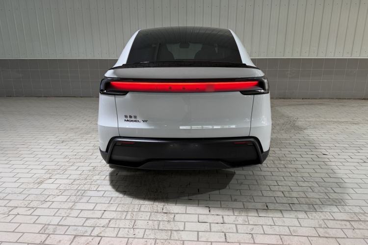 Used Tesla Model Y L 2025 Model Long-Range All-Wheel-Drive Version Rear