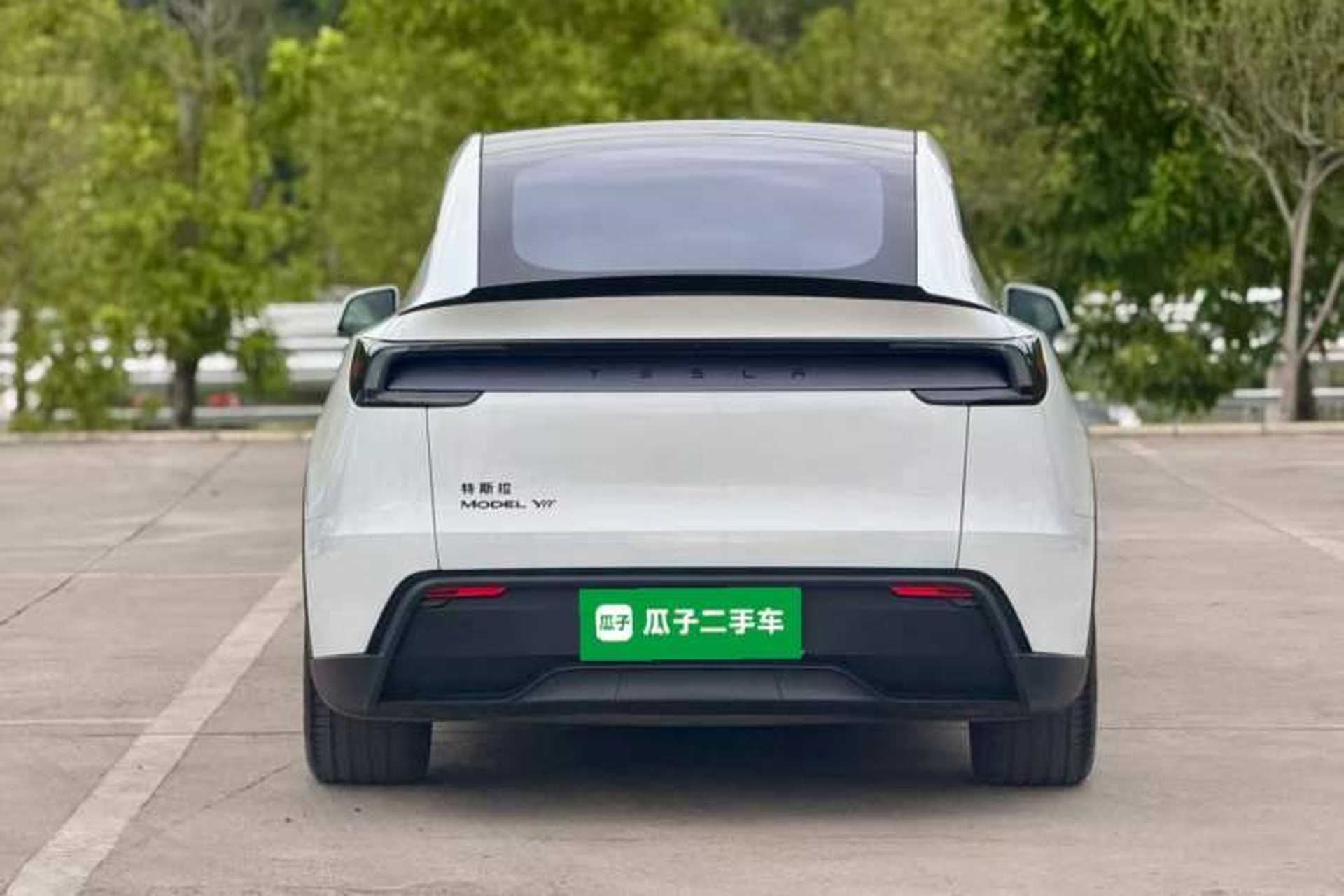 Used Tesla Model Y L 2025 Model Long-Range All-Wheel-Drive Version Rear