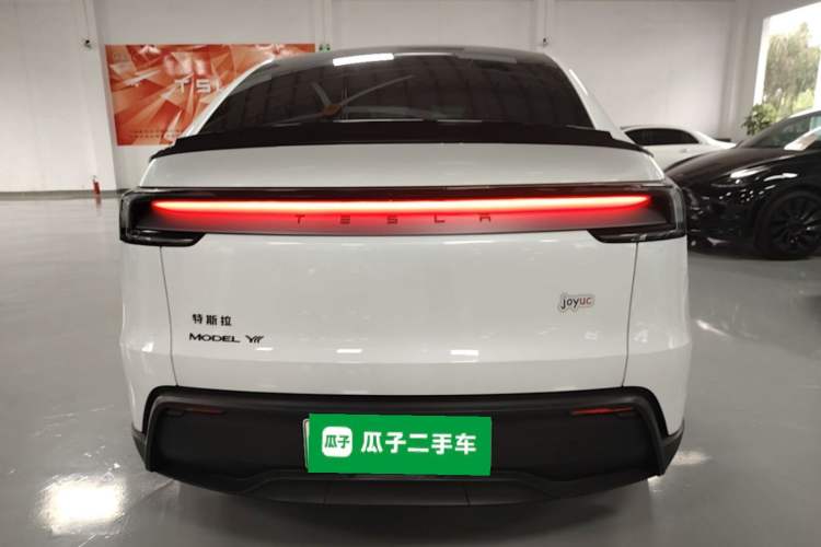 Used Tesla Model Y L 2025 Model Long-Range All-Wheel-Drive Version Rear