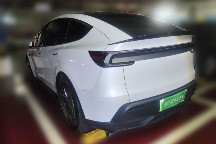 Used Tesla Model Y L 2025 Model Long-Range All-Wheel-Drive Version Rear Left 45 Deg