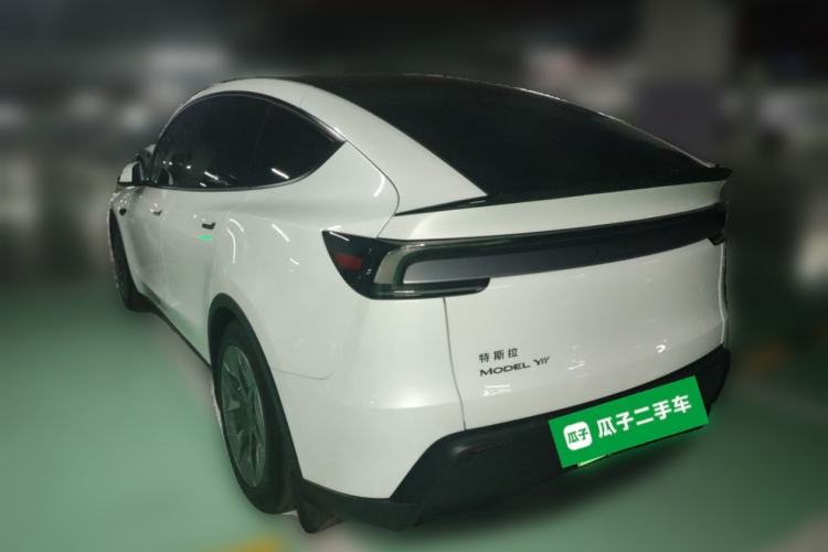 Used Tesla Model Y L 2025 Model Long-Range All-Wheel-Drive Version Rear Left 45 Deg