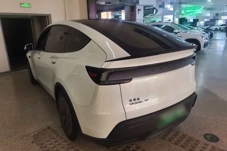 Used Tesla Model Y L 2025 Model Long-Range All-Wheel-Drive Version Rear Left 45 Deg