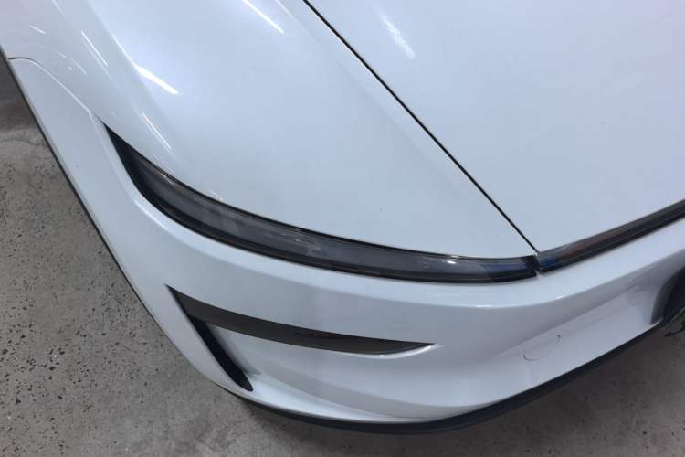Used Tesla Model Y L 2025 Model Long-Range All-Wheel-Drive Version Right Front Headlight