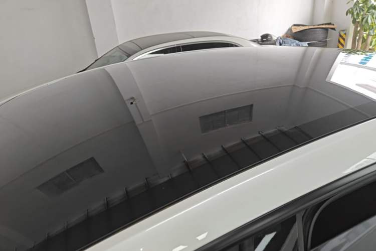 Used Tesla Model Y L 2025 Model Long-Range All-Wheel-Drive Version Roof