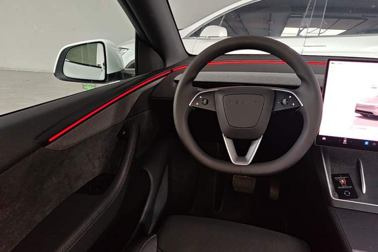 Used Tesla Model Y L 2025 Model Long-Range All-Wheel-Drive Version Steering Wheel