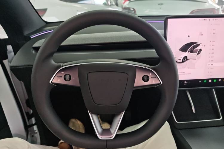 Used Tesla Model Y L 2025 Model Long-Range All-Wheel-Drive Version Steering Wheel