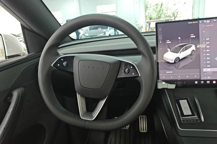 Used Tesla Model Y L 2025 Model Long-Range All-Wheel-Drive Version Steering Wheel