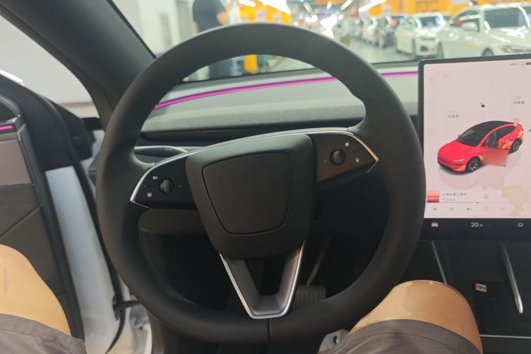 Used Tesla Model Y L 2025 Model Long-Range All-Wheel-Drive Version Steering Wheel