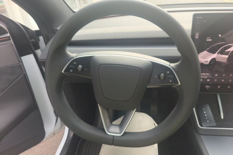 Used Tesla Model Y L 2025 Model Long-Range All-Wheel-Drive Version Steering Wheel