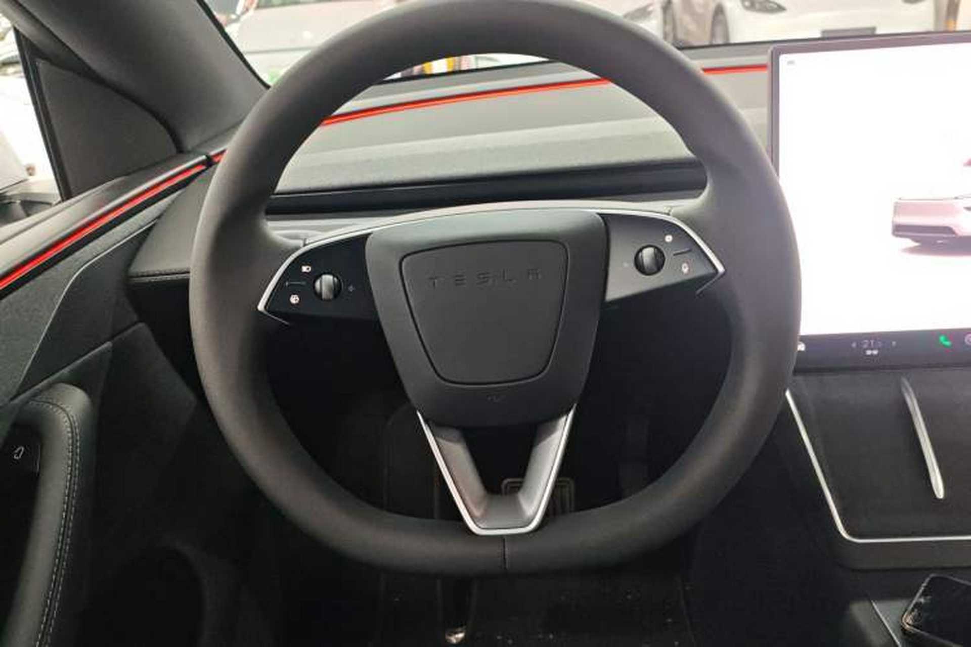 Used Tesla Model Y L 2025 Model Long-Range All-Wheel-Drive Version Steering Wheel