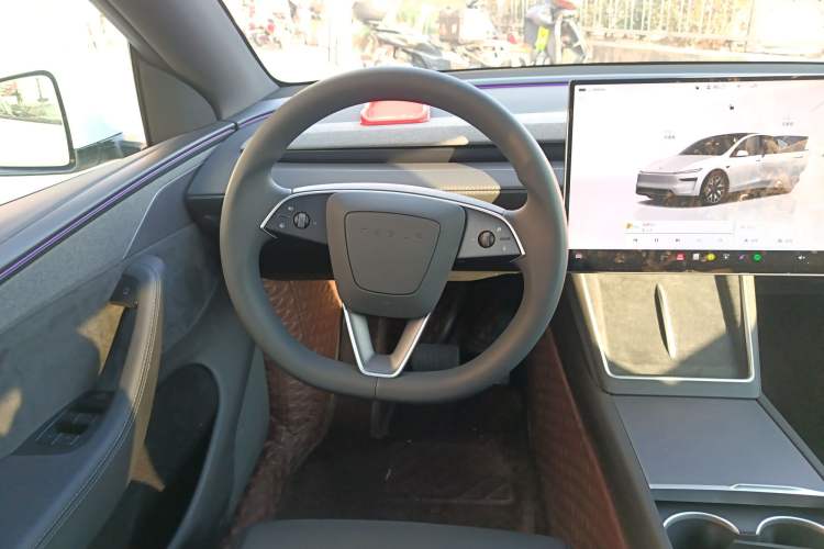 Used Tesla Model Y L 2025 Model Long-Range All-Wheel-Drive Version Steering Wheel