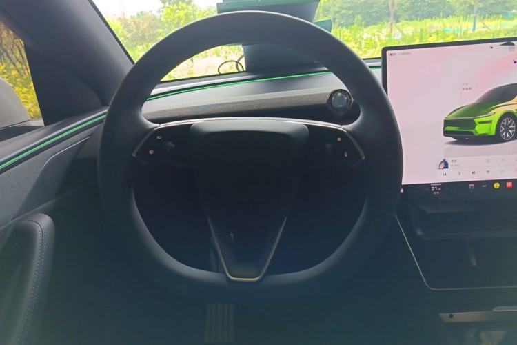 Used Tesla Model Y L 2025 Model Long-Range All-Wheel-Drive Version Steering Wheel