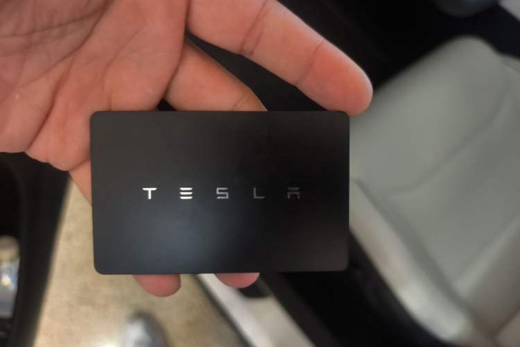 Used Tesla Model Y L 2025 Model Long-Range All-Wheel-Drive Version Vehicle Key