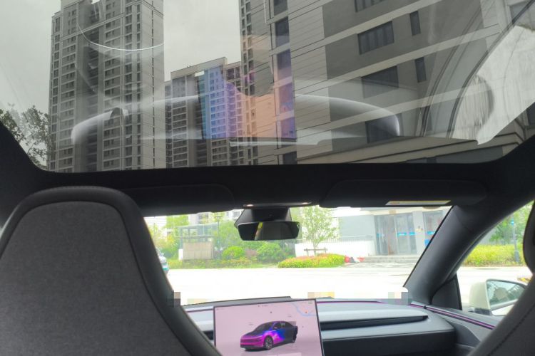 Used Tesla Model Y L 2025 Model Long-Range All-Wheel-Drive Version Headliner